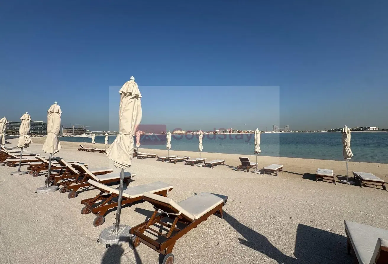 Spacious 2BR Seaview Balcony, Private beach&pool