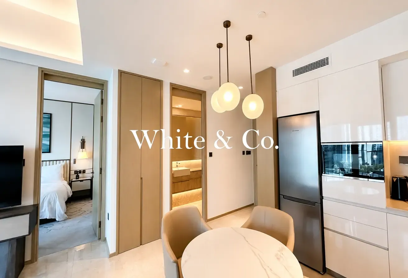 Luxury Living | Iconic Waterfront | 1 bed