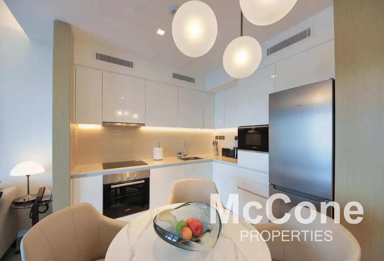 Full Burj & Sea View | Luxurious | Vacant