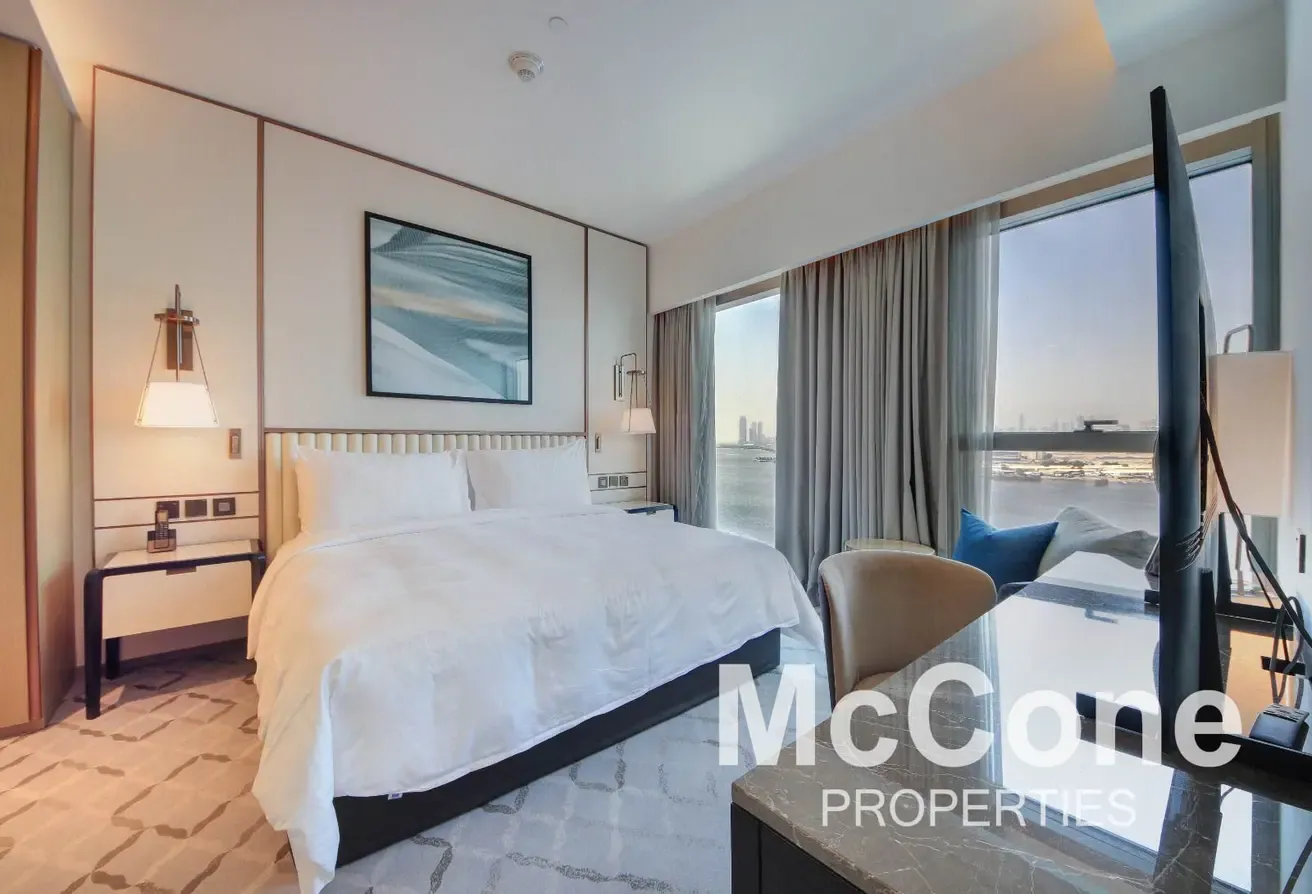 Full Burj & Sea View | Luxurious | Vacant