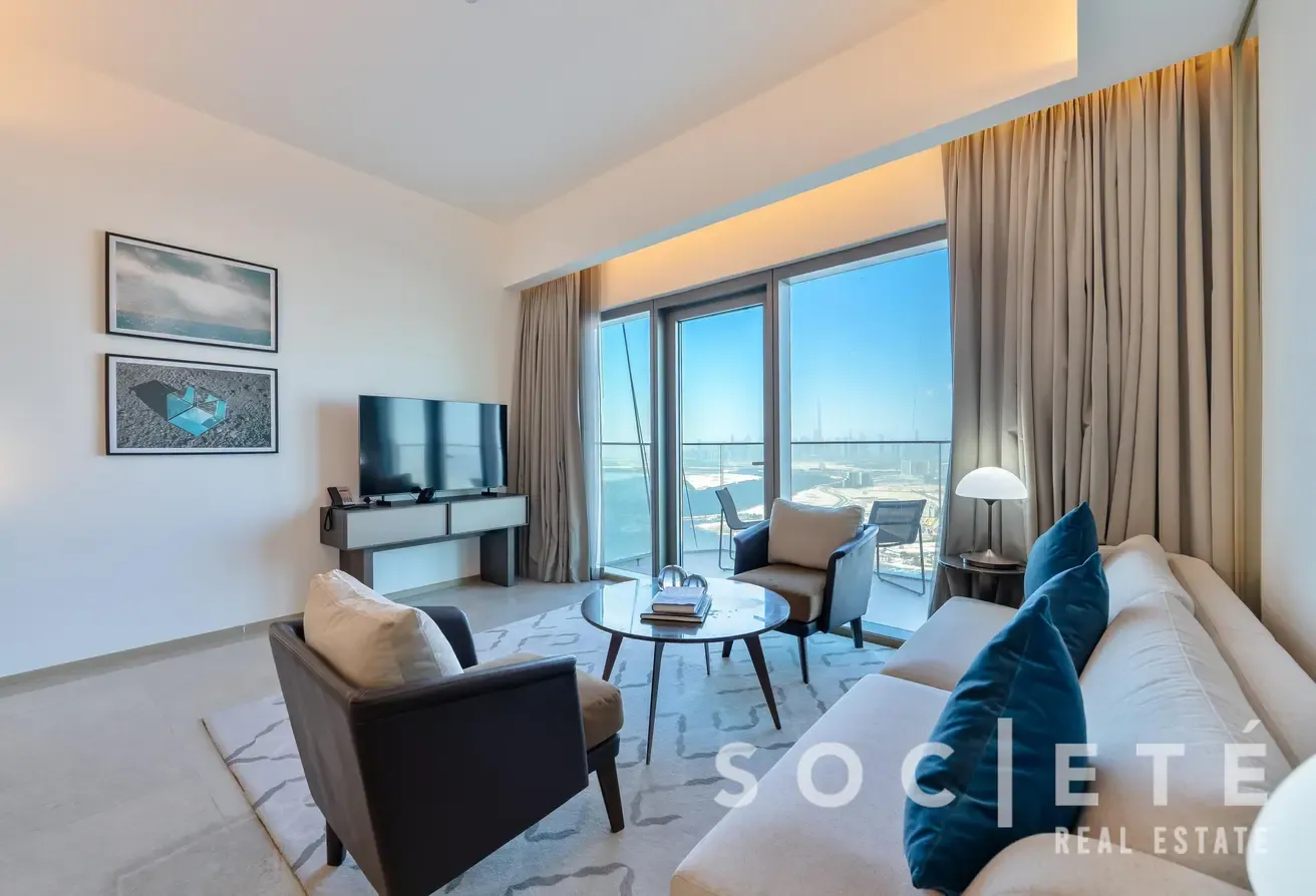 Address Harbour Point | 1 Bedroom | Creek View