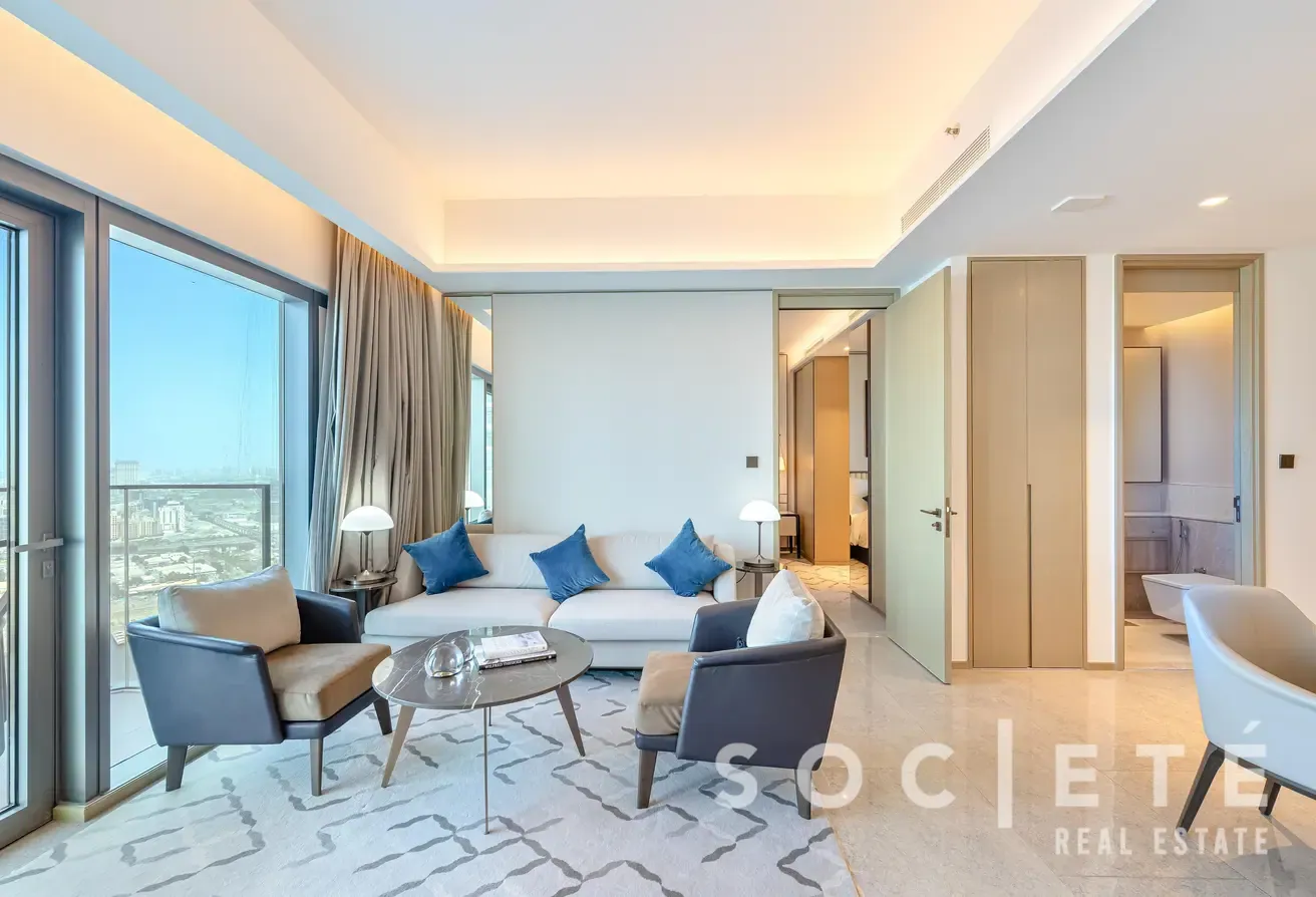 Address Harbour Point | 1 Bedroom | Creek View