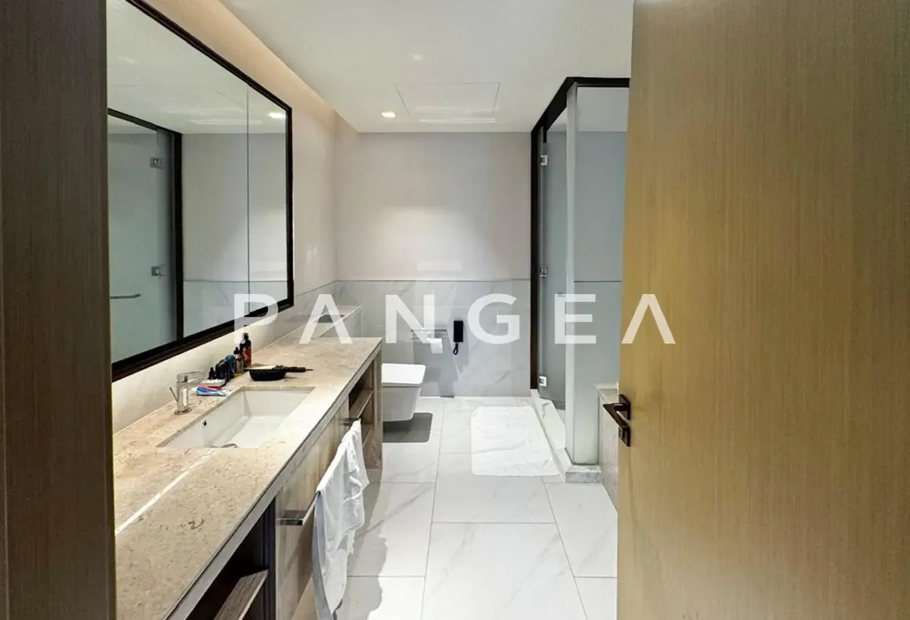 High Floor | Furnished | Creek View