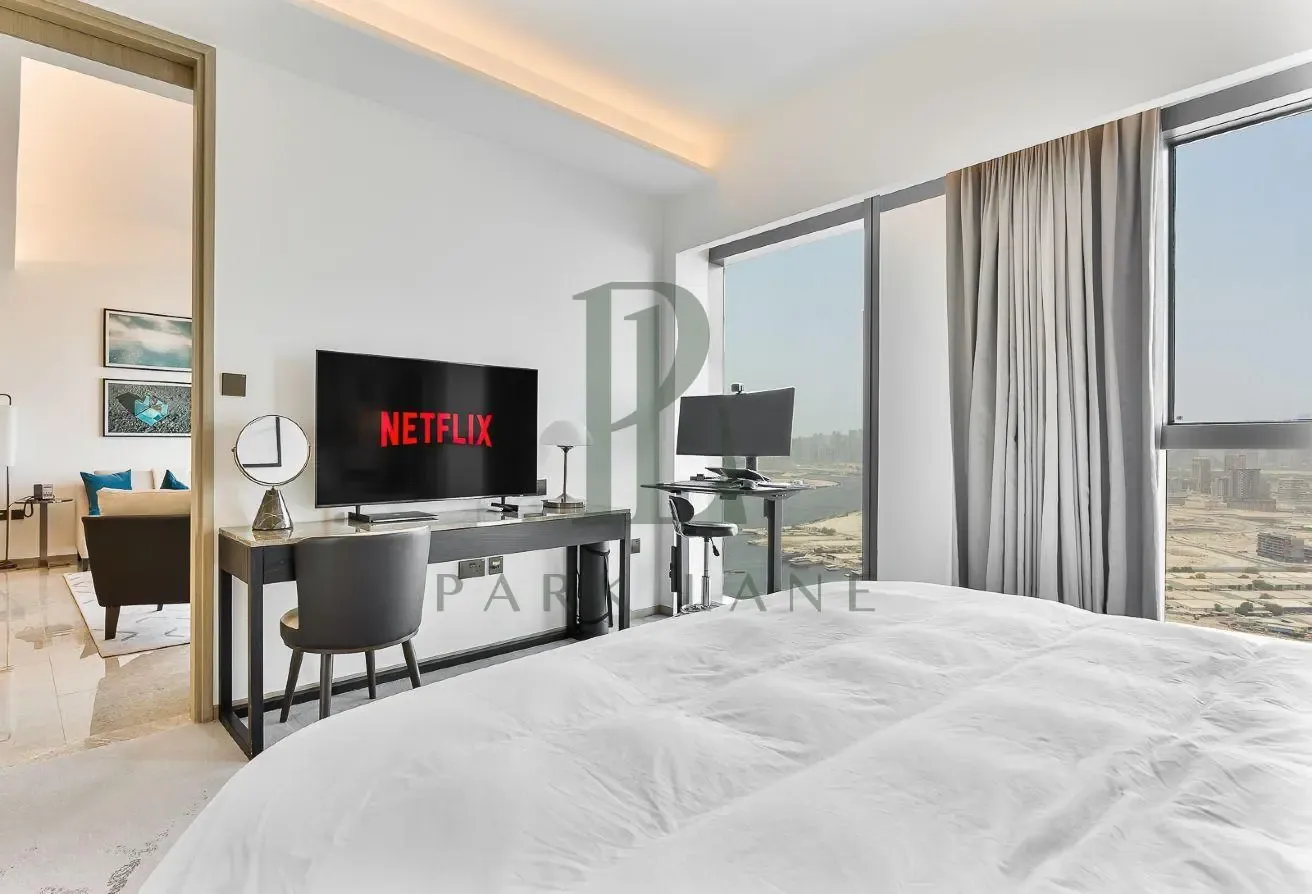 Furnished | Waterfront View | Ready to Move in