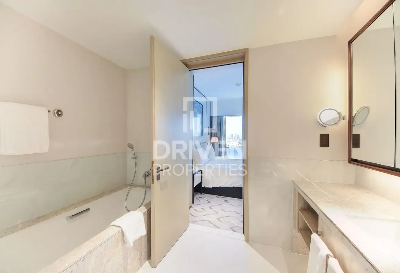 Vacant | Elegant Living | Sea and Burj Views