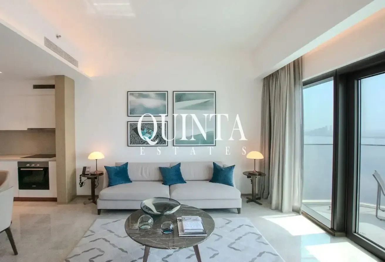 Stunning Unit | Vibrant Community | Available 20th June