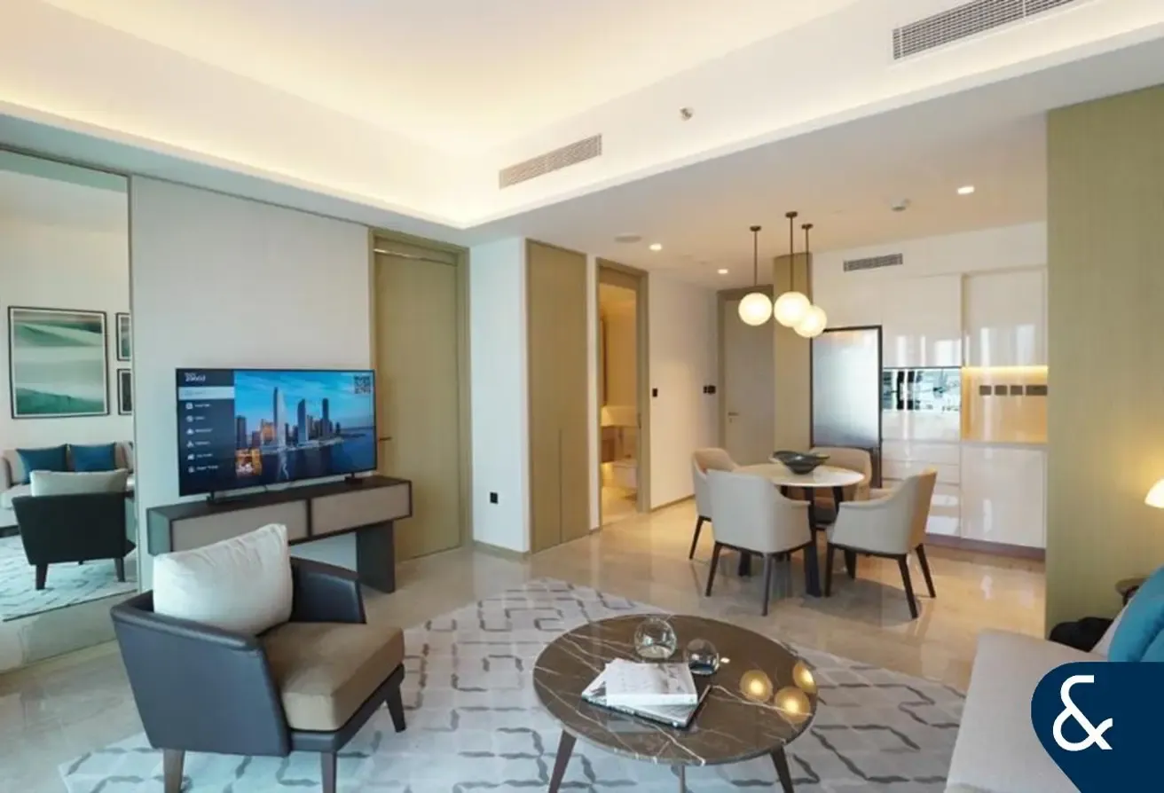 Luxury | Furnished |  1 Bed Apartment