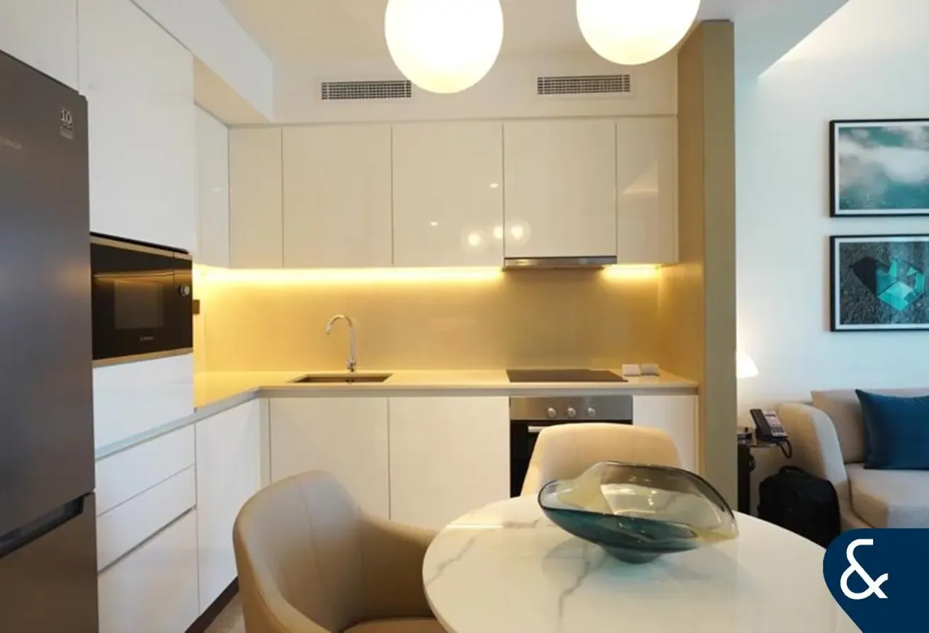 Luxury | Furnished |  1 Bed Apartment