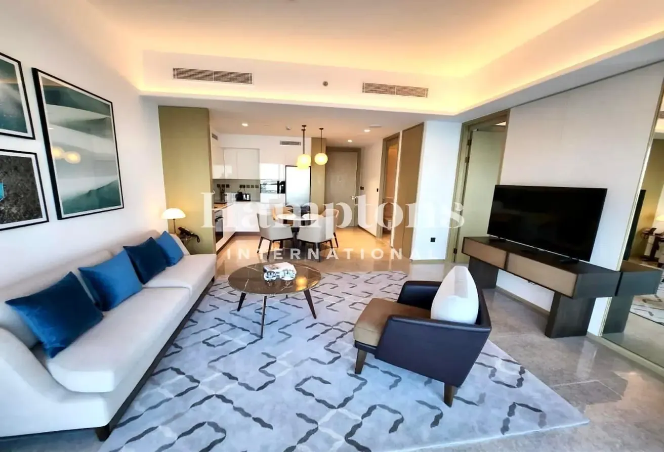 Luxury | Furnished | Water View | Low-Floor