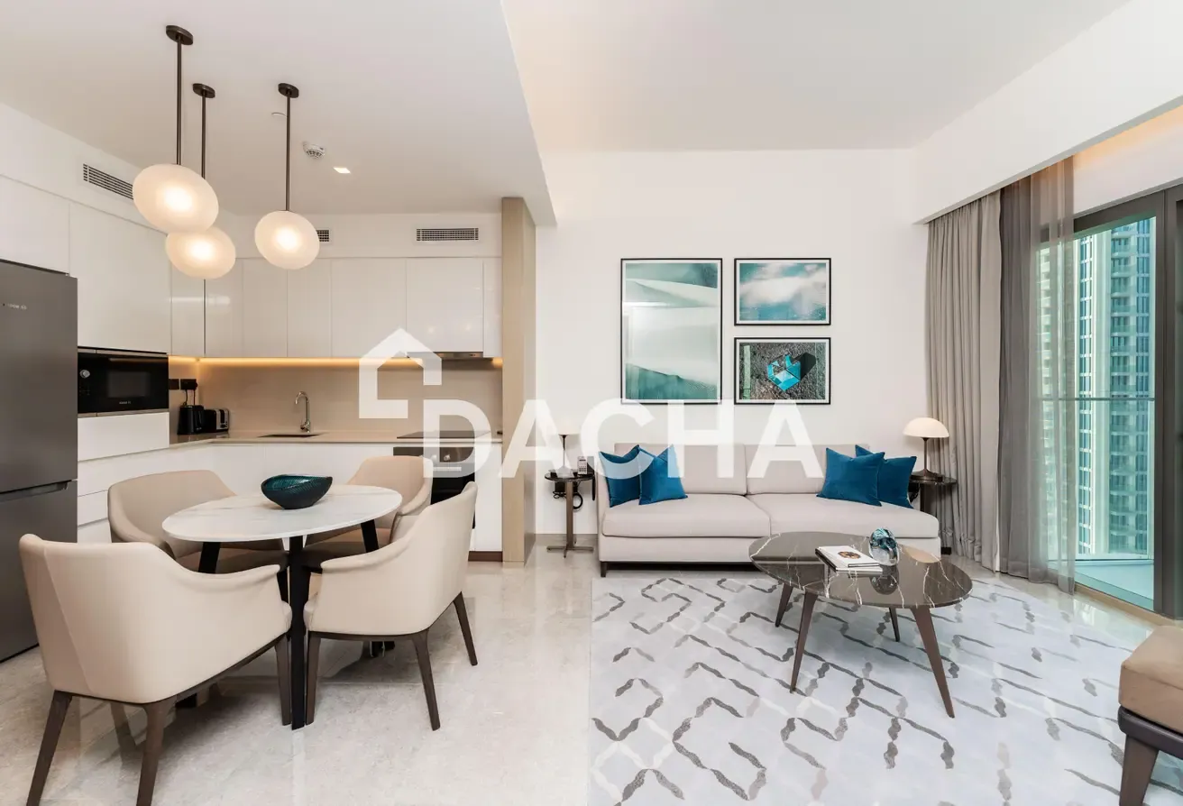 Low Floor | Vacant | Community view