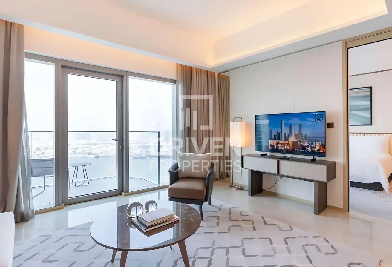Ready to move in | Skyline and Creek View