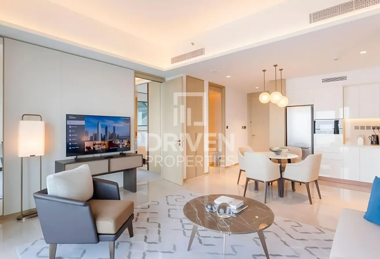 Ready to move in | Skyline and Creek View