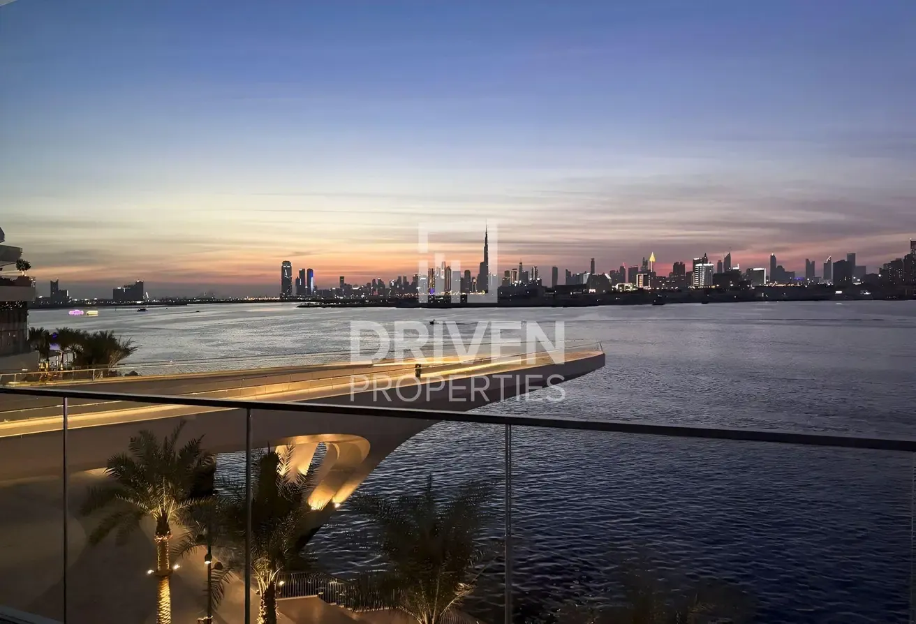 Burj Khalifa and Sea View | Ready to Move in