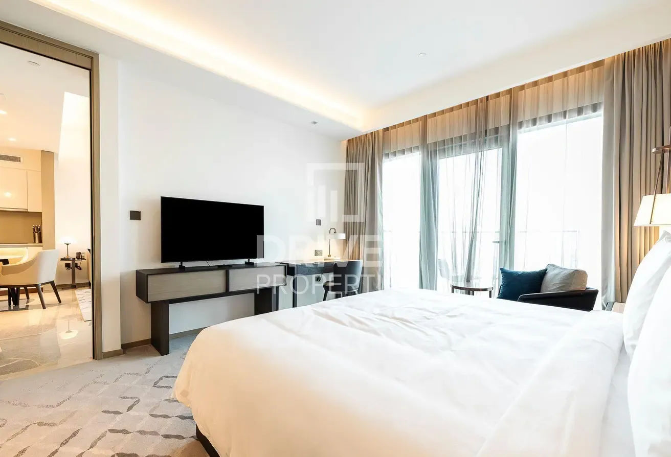 Burj Khalifa and Sea View | Ready to Move in