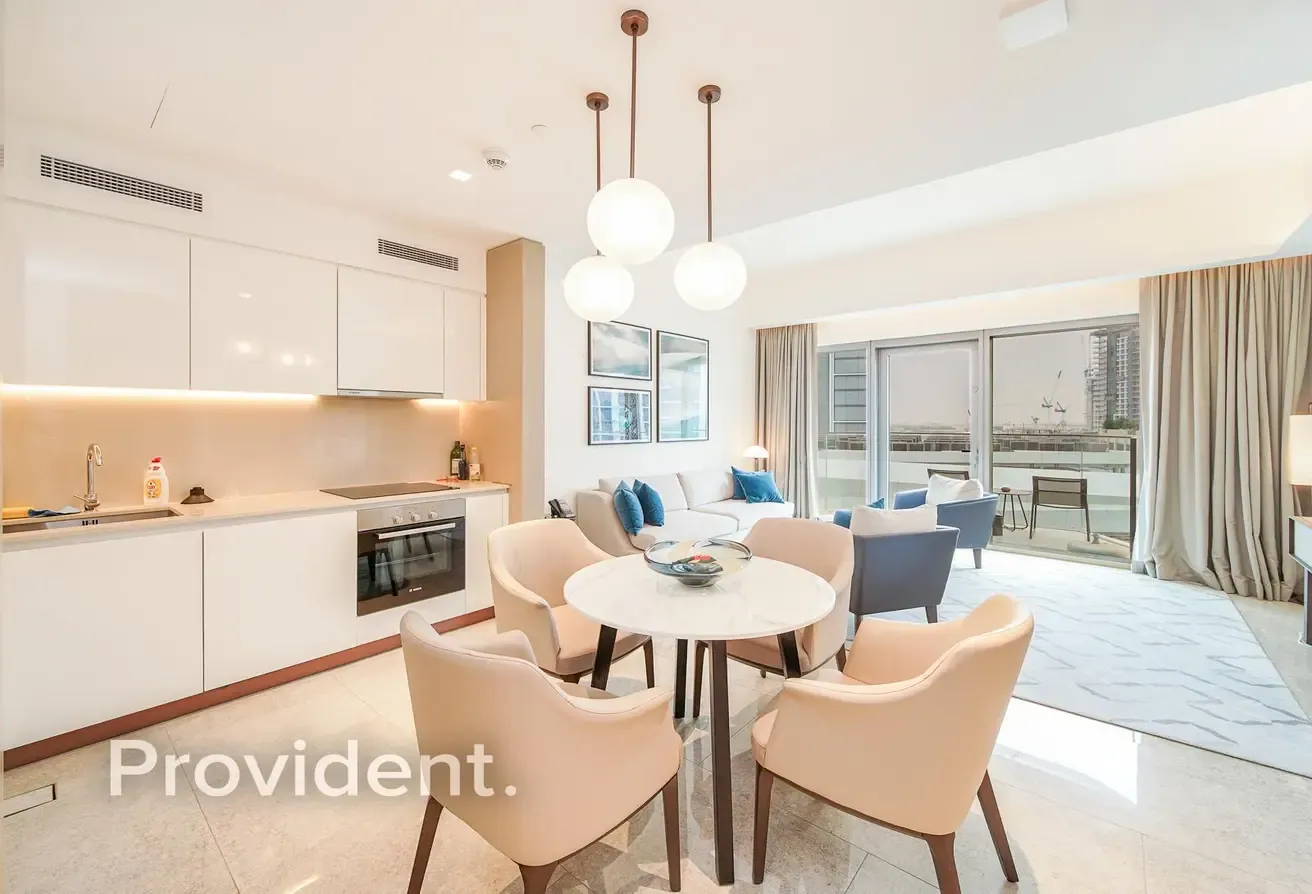 Fully Furnished | Boulevard View | Vacant