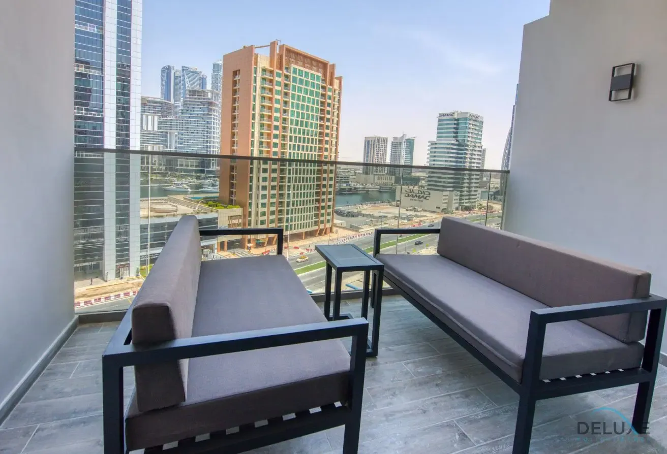 Very close to Downtown walk to Dubai Mall-MAG 318