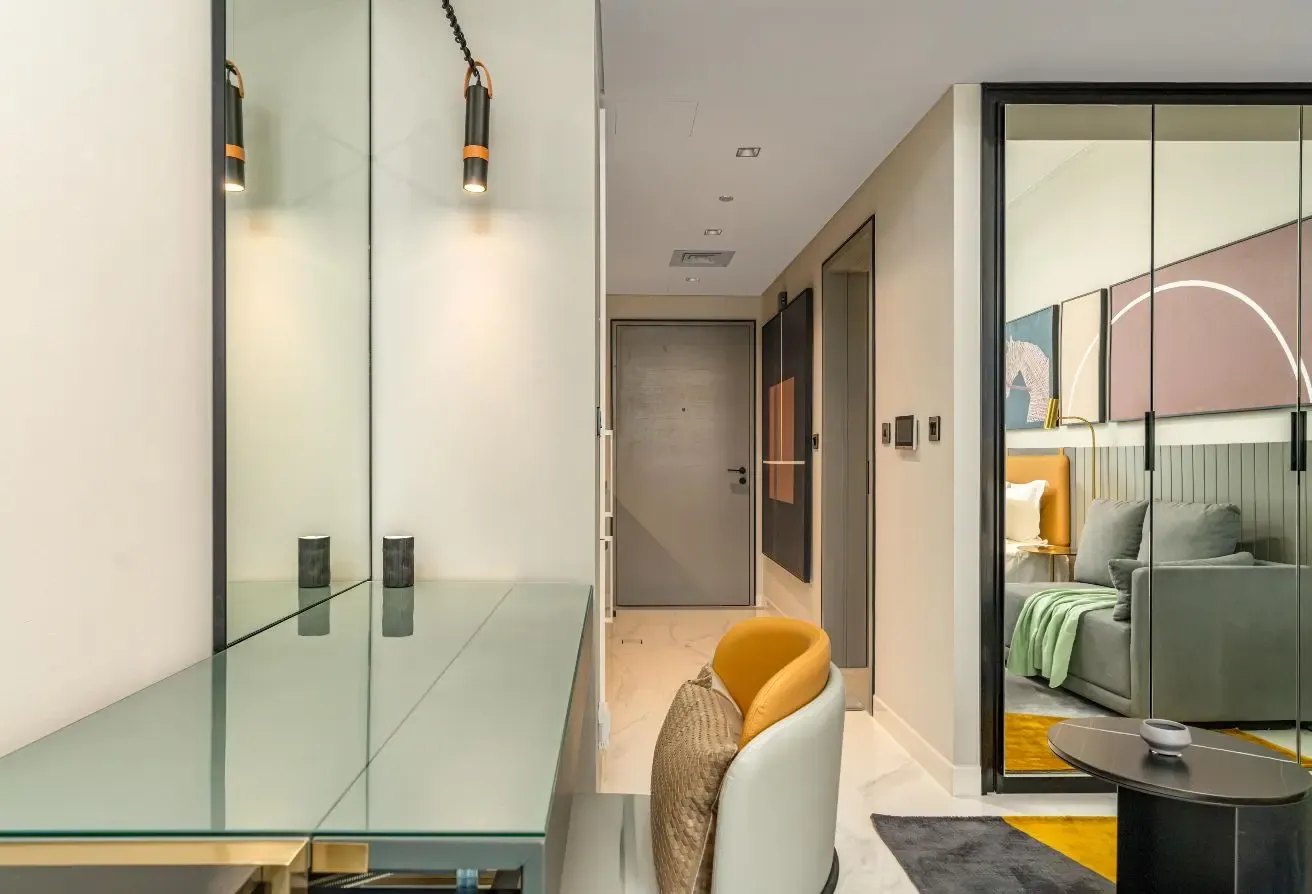 Very close to Downtown walk to Dubai Mall-MAG 318