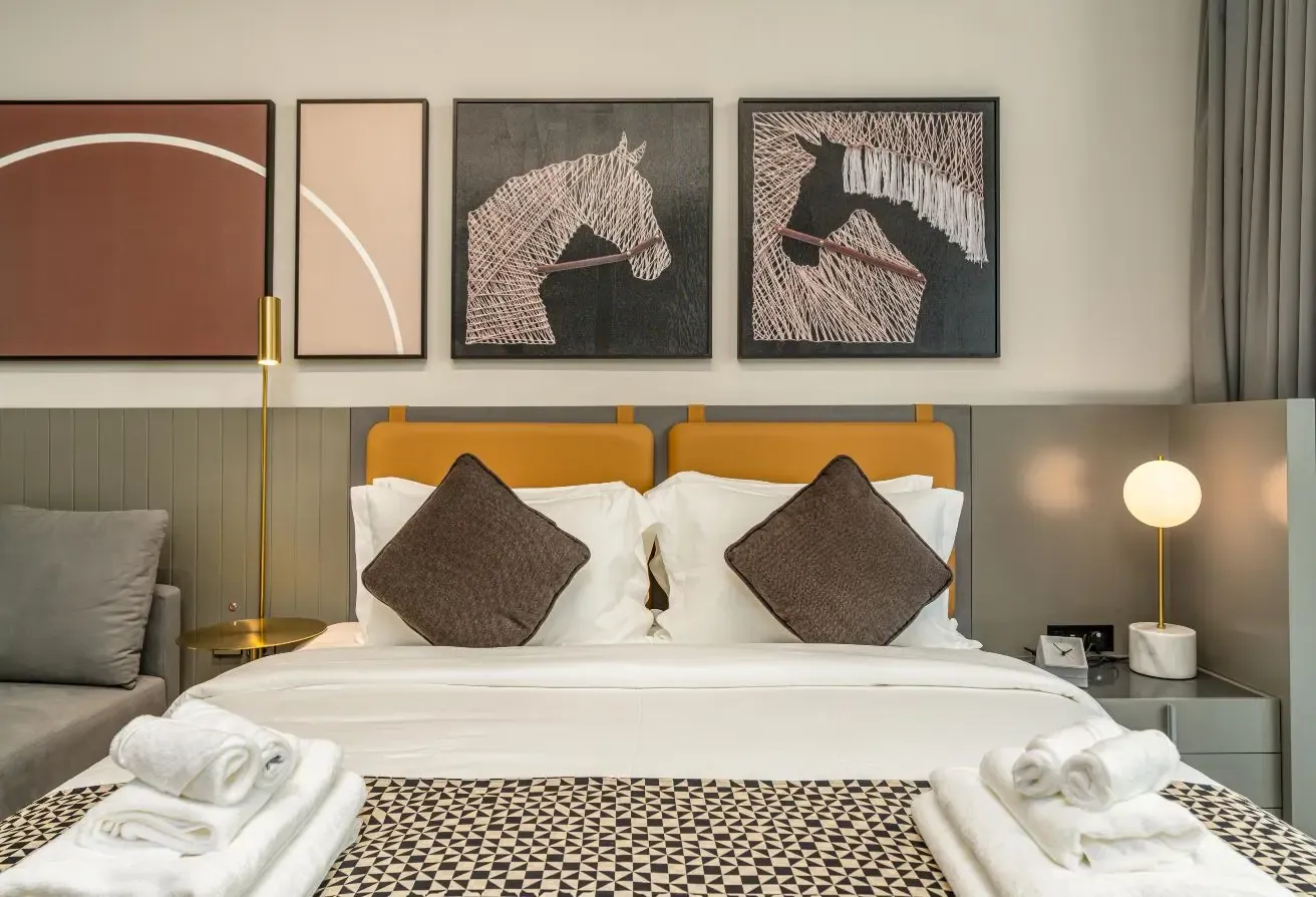 Very close to Downtown walk to Dubai Mall-MAG 318