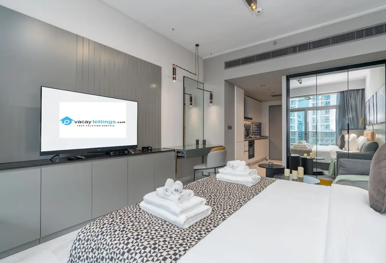 Very close to Downtown walk to Dubai Mall-MAG 318