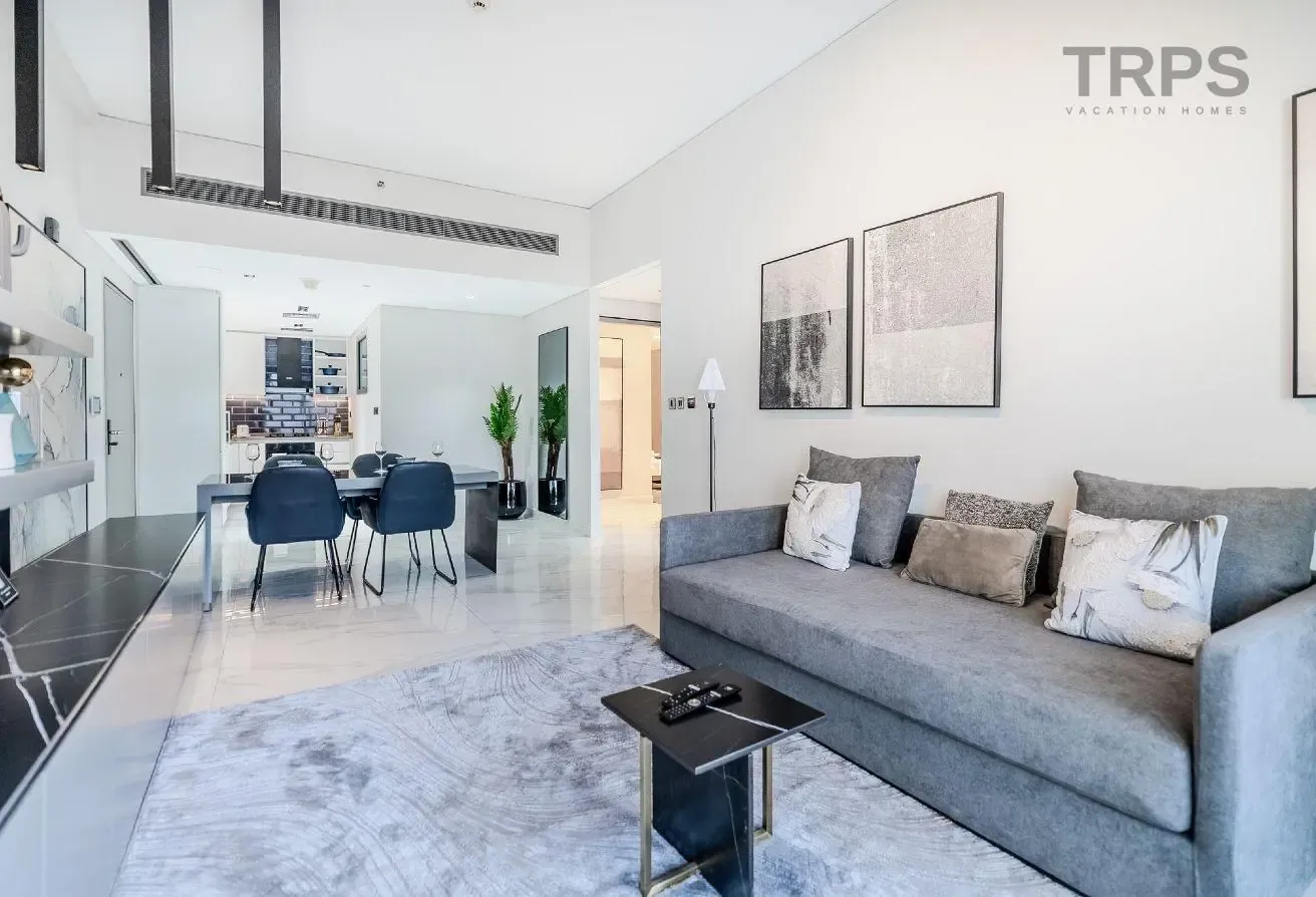 Spacious 1BR plus Maids | Furnished | City View!