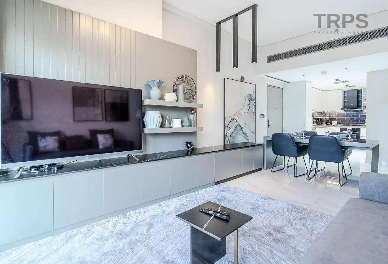 Spacious 1BR plus Maids | Furnished | City View!