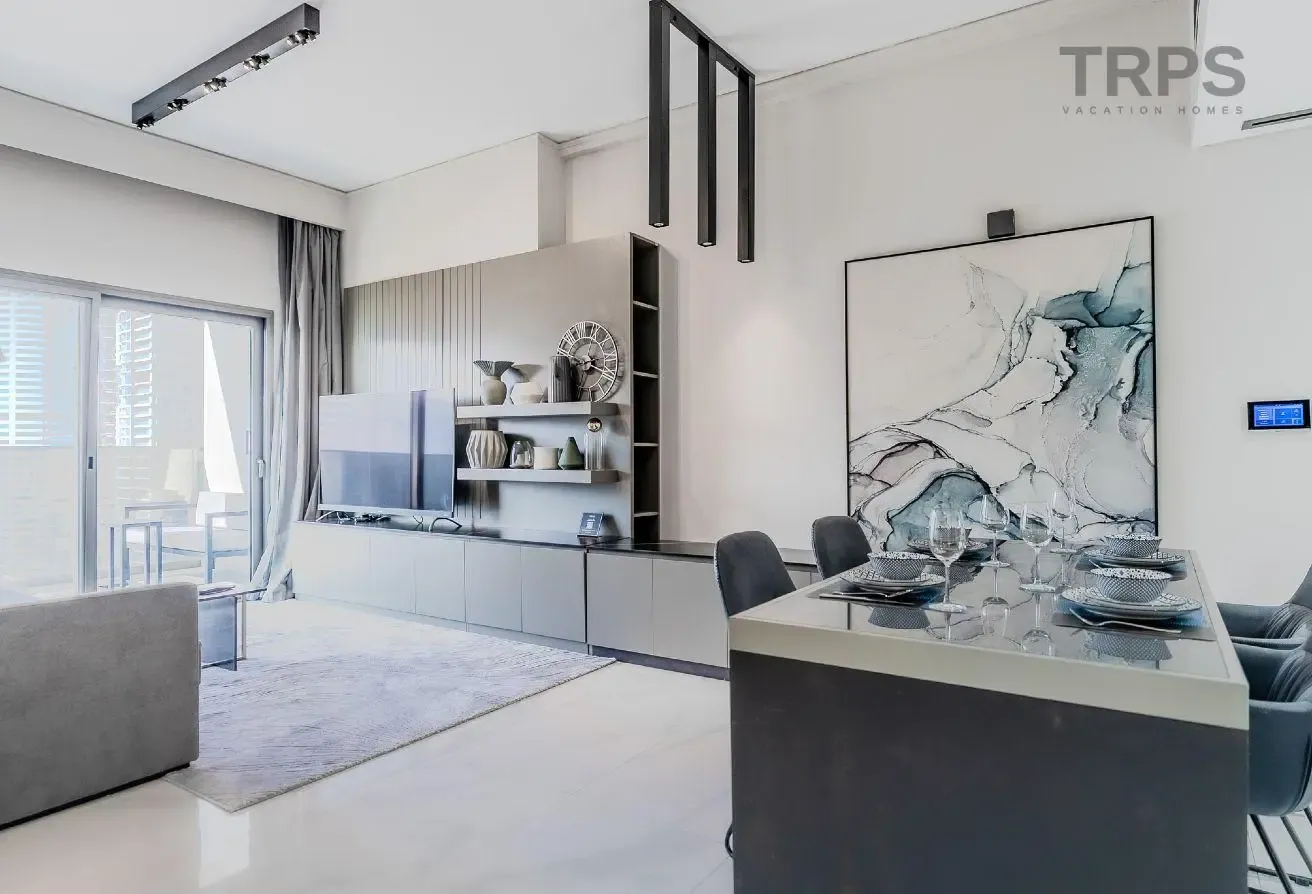 Spacious 1BR plus Maids | Furnished | City View!