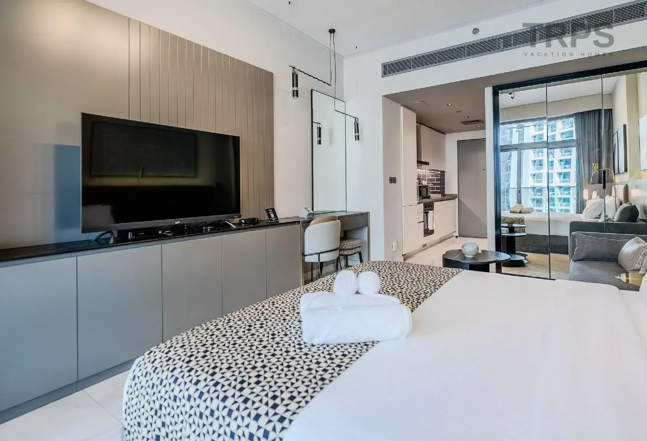 Near Dubai Mall | Luxury Amenities | Best Offer!!