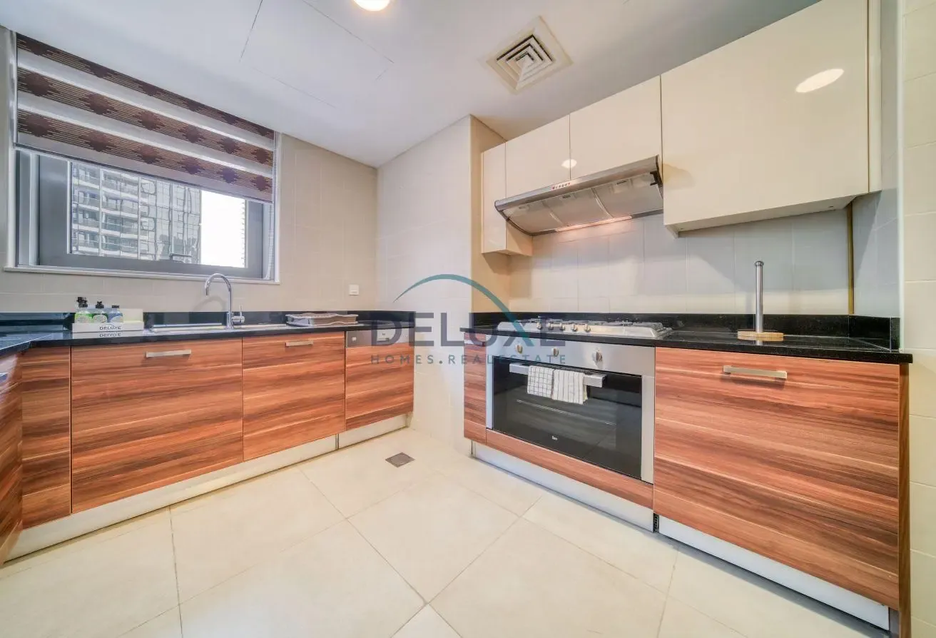 READY TO MOVE IN | MARINA VIEWS | FURNISHED