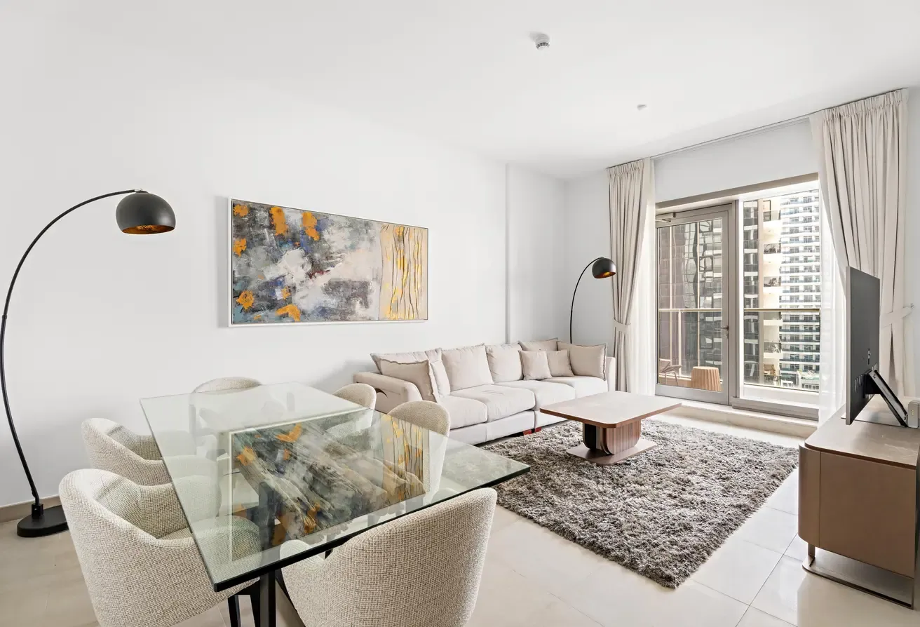 SUMMER DEAL | ALL BILLS INCLUDED | NEAR BEACH