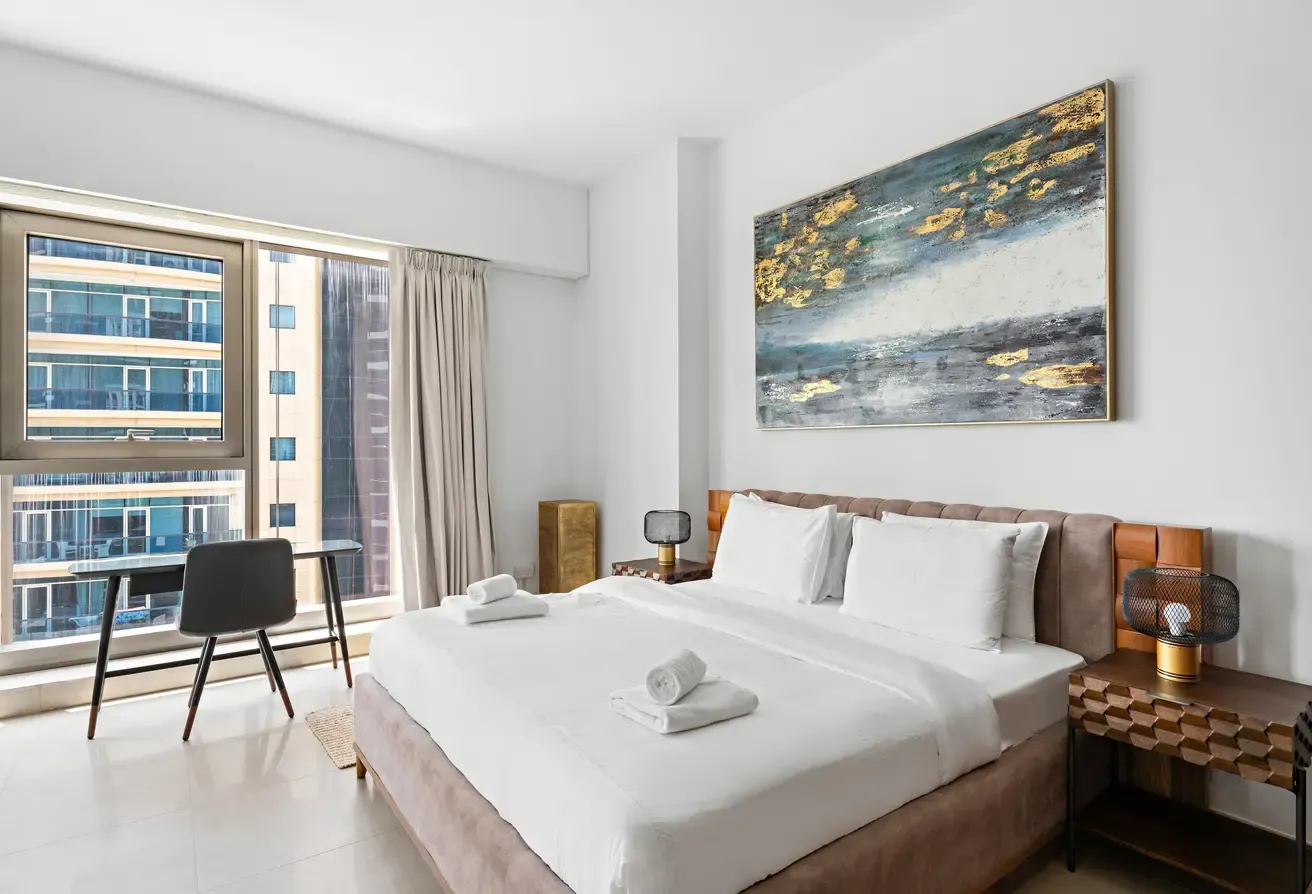 SUMMER DEAL | ALL BILLS INCLUDED | NEAR BEACH