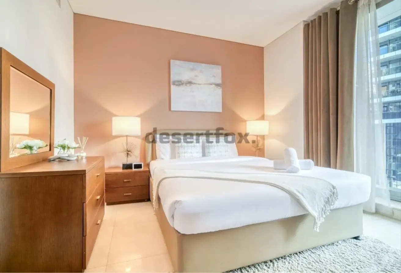 Multiple Cheques | Canal View | Furnished