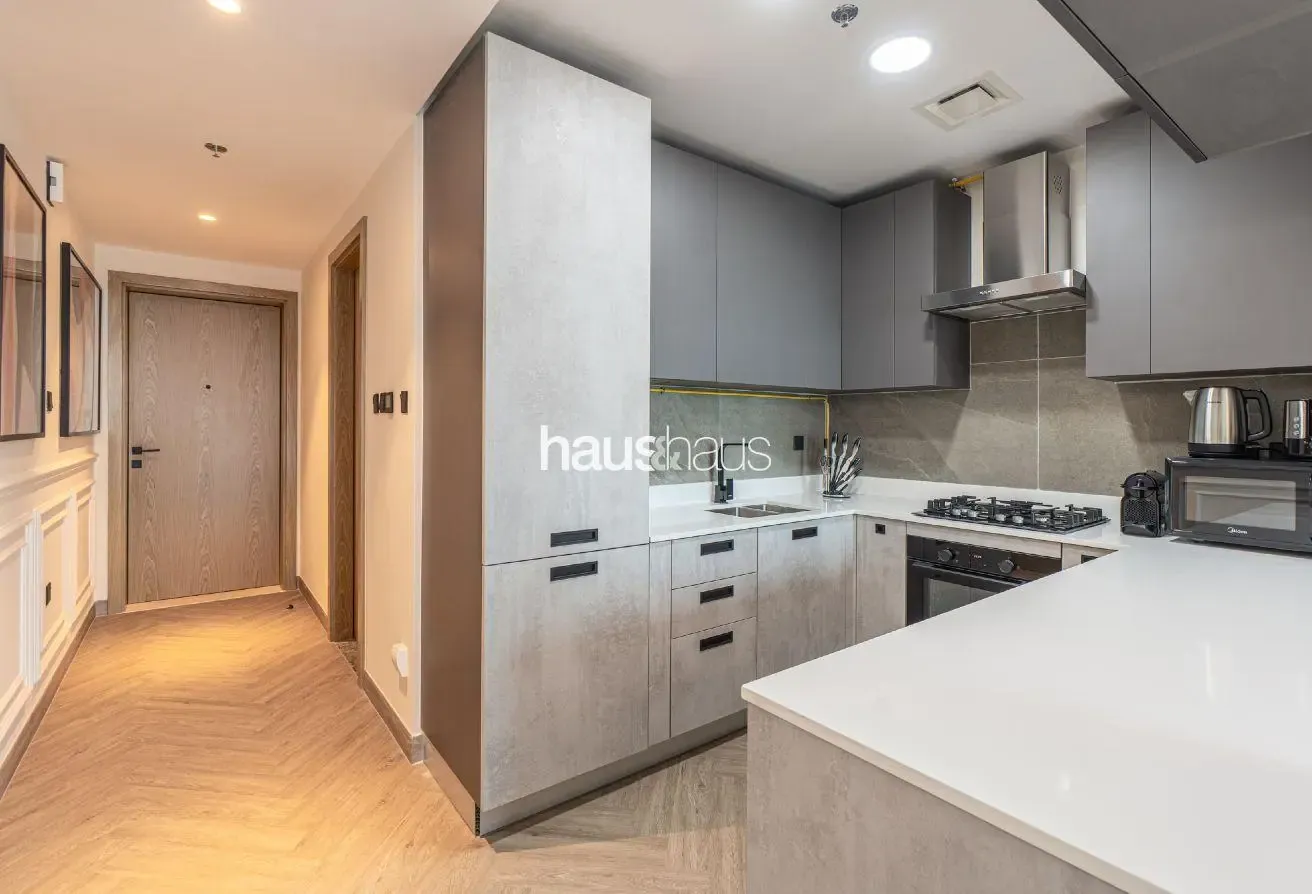 Newly Furnished | Near Circle Mall | Elegant