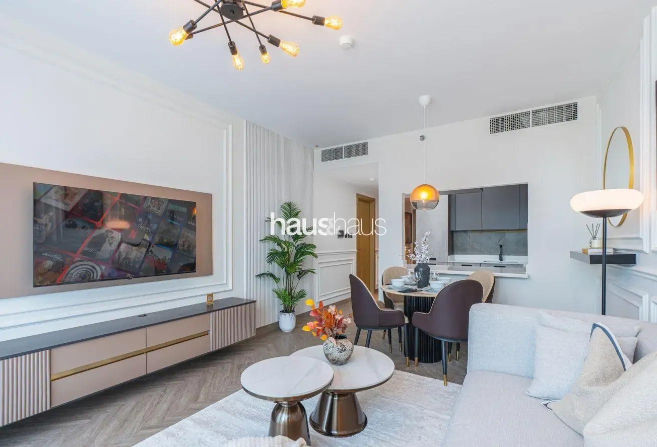 Newly Furnished | Near Circle Mall | Elegant