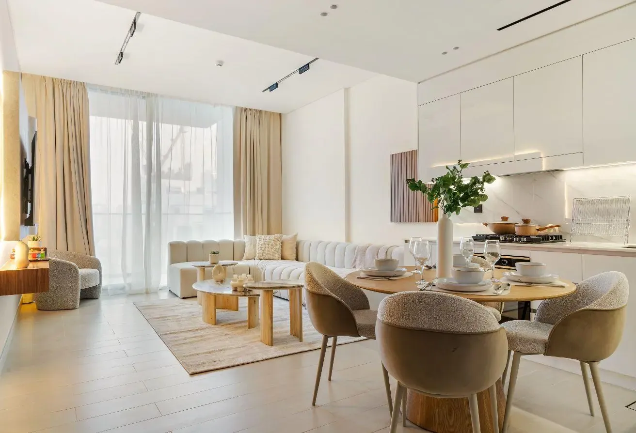 Bright & Elegant Apartment in the Heart of JVC