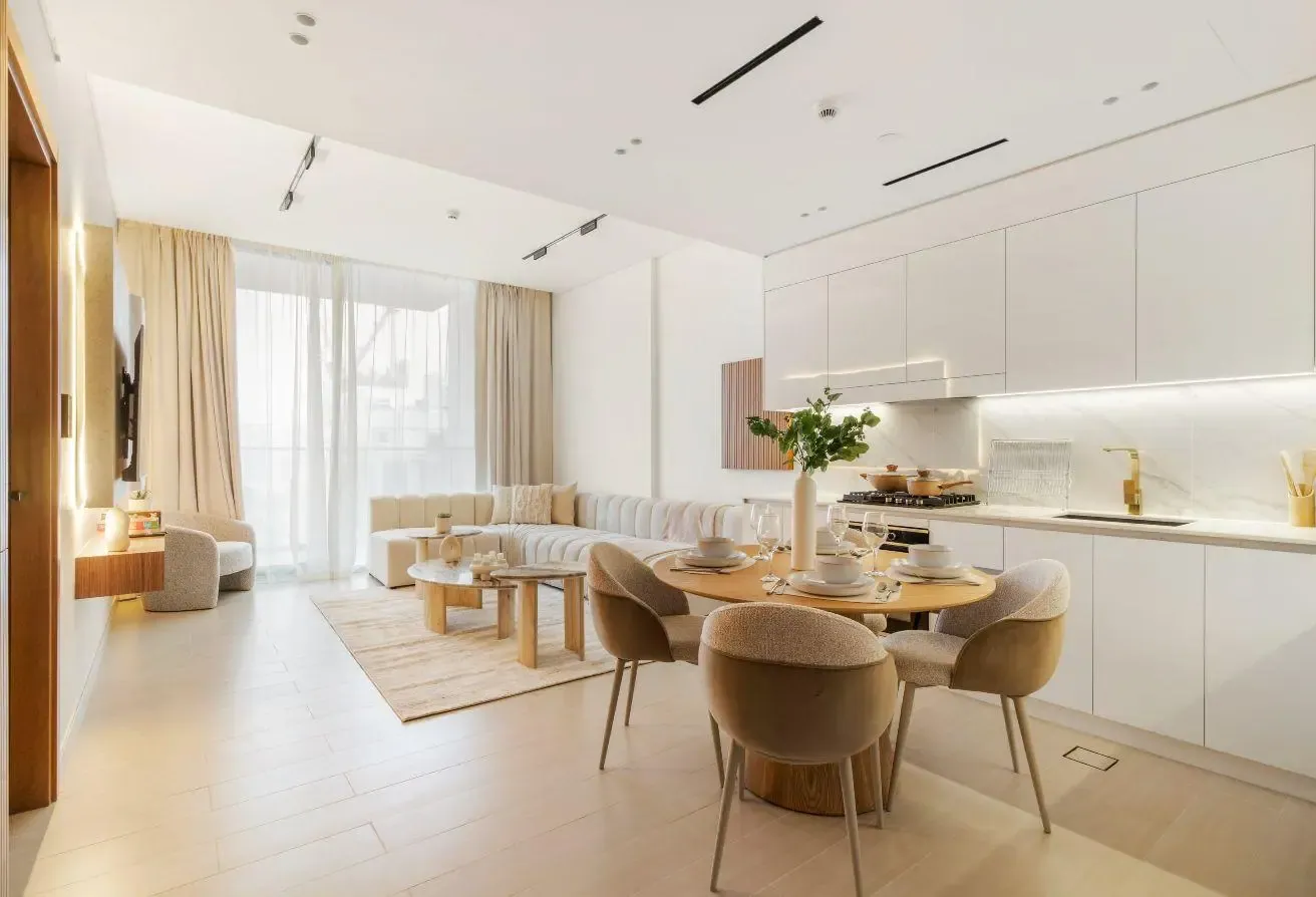 Bright & Elegant Apartment in the Heart of JVC