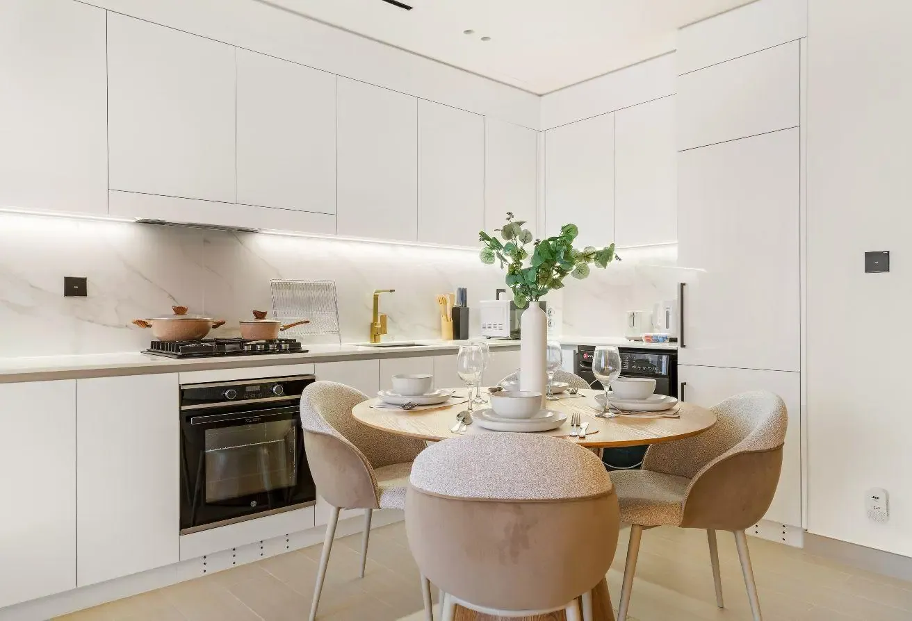 Bright & Elegant Apartment in the Heart of JVC