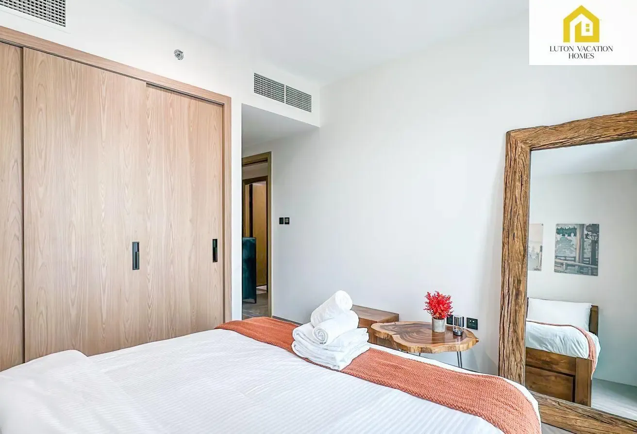 Stylish 1BR in JVC, Near Marina & Downtown