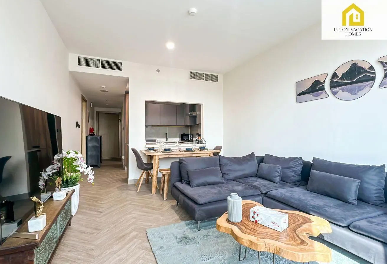 Stylish 1BR in JVC, Near Marina & Downtown
