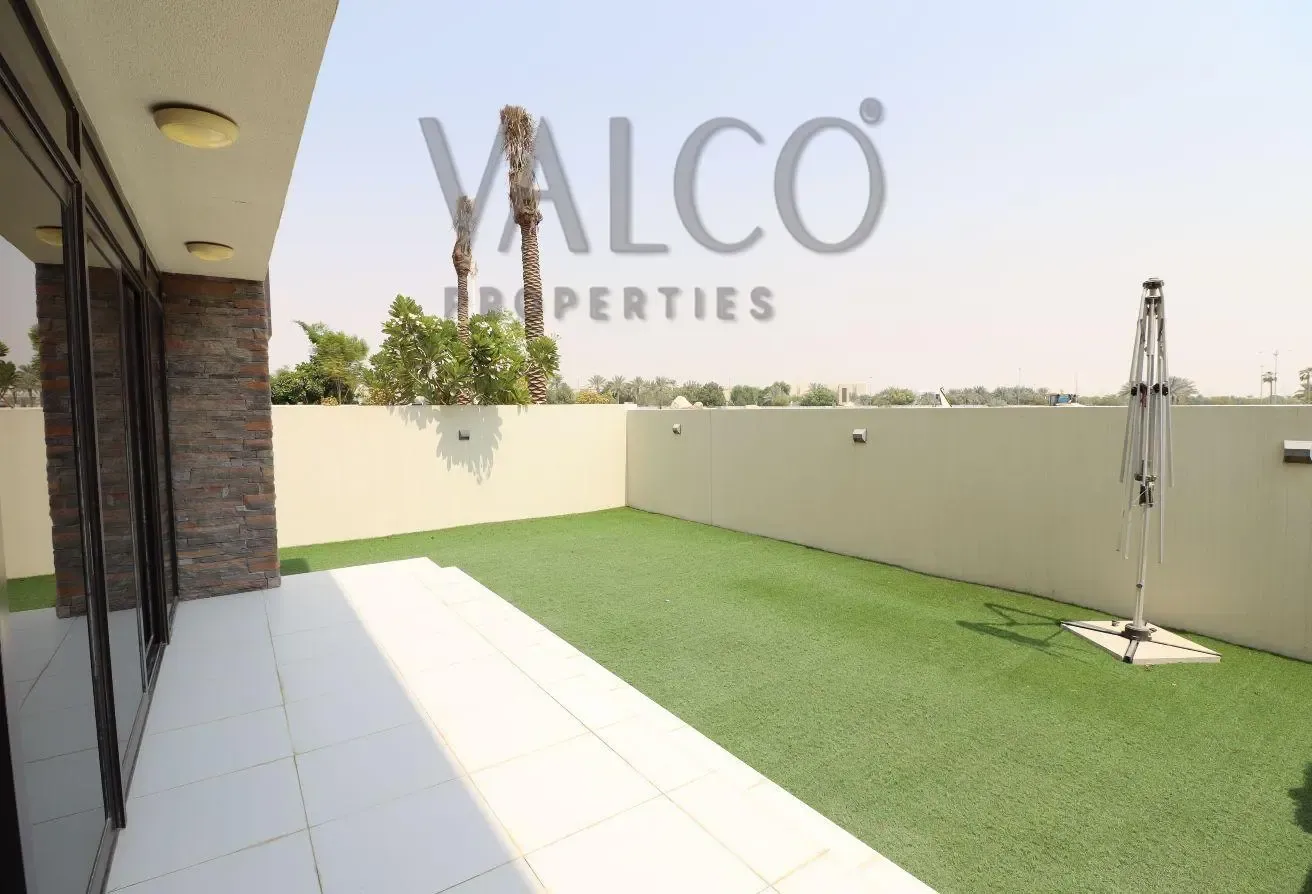 Fully Furnished | Near Pool | Vacant