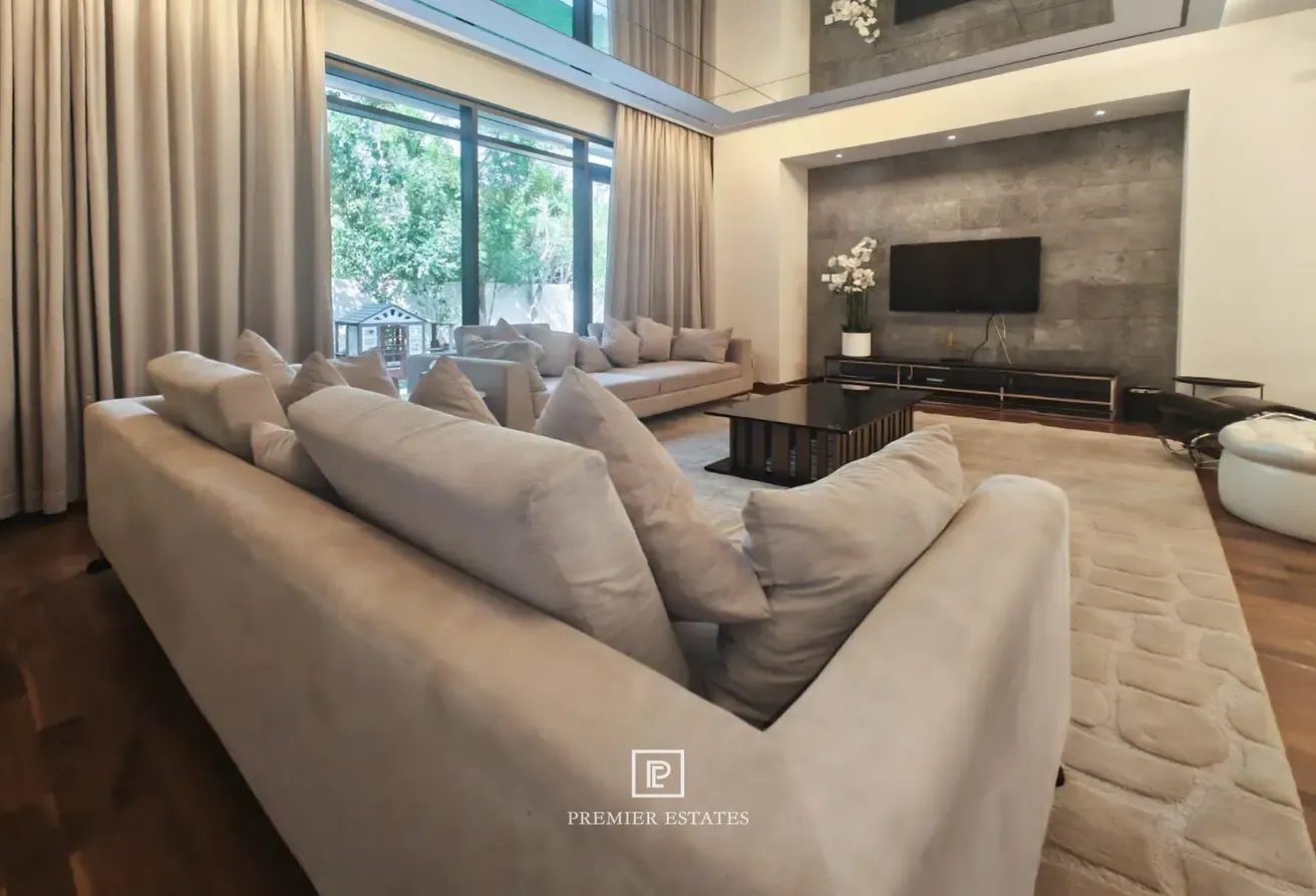 Paramount Furnished | 3BR + Study | Vacant soon