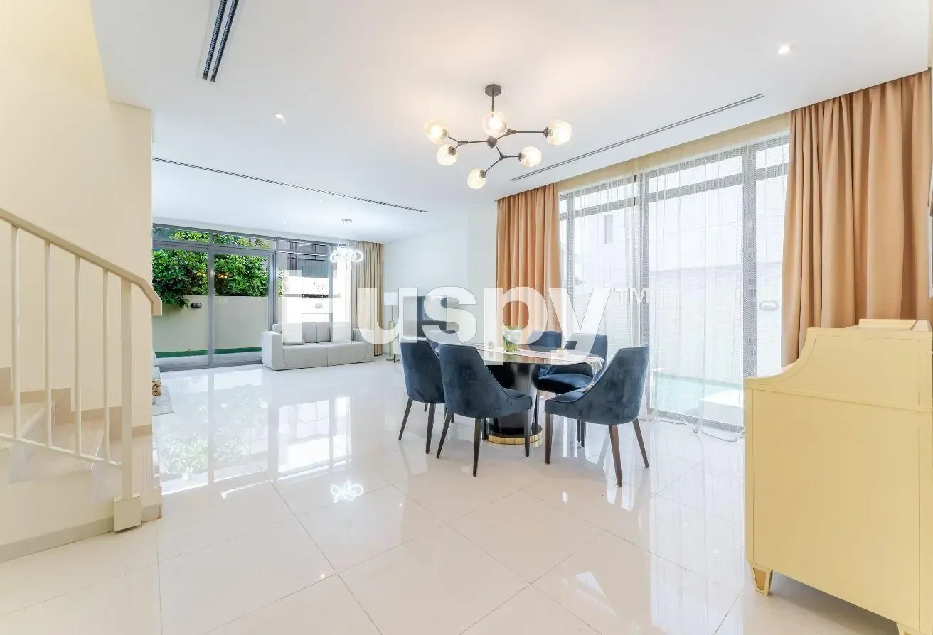 Vacant | Large Layout | Furnished