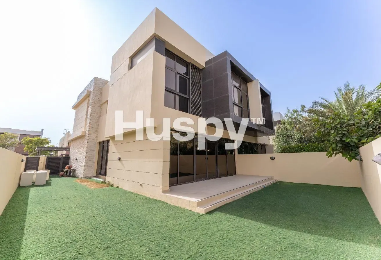 Vacant | Large Layout | Furnished