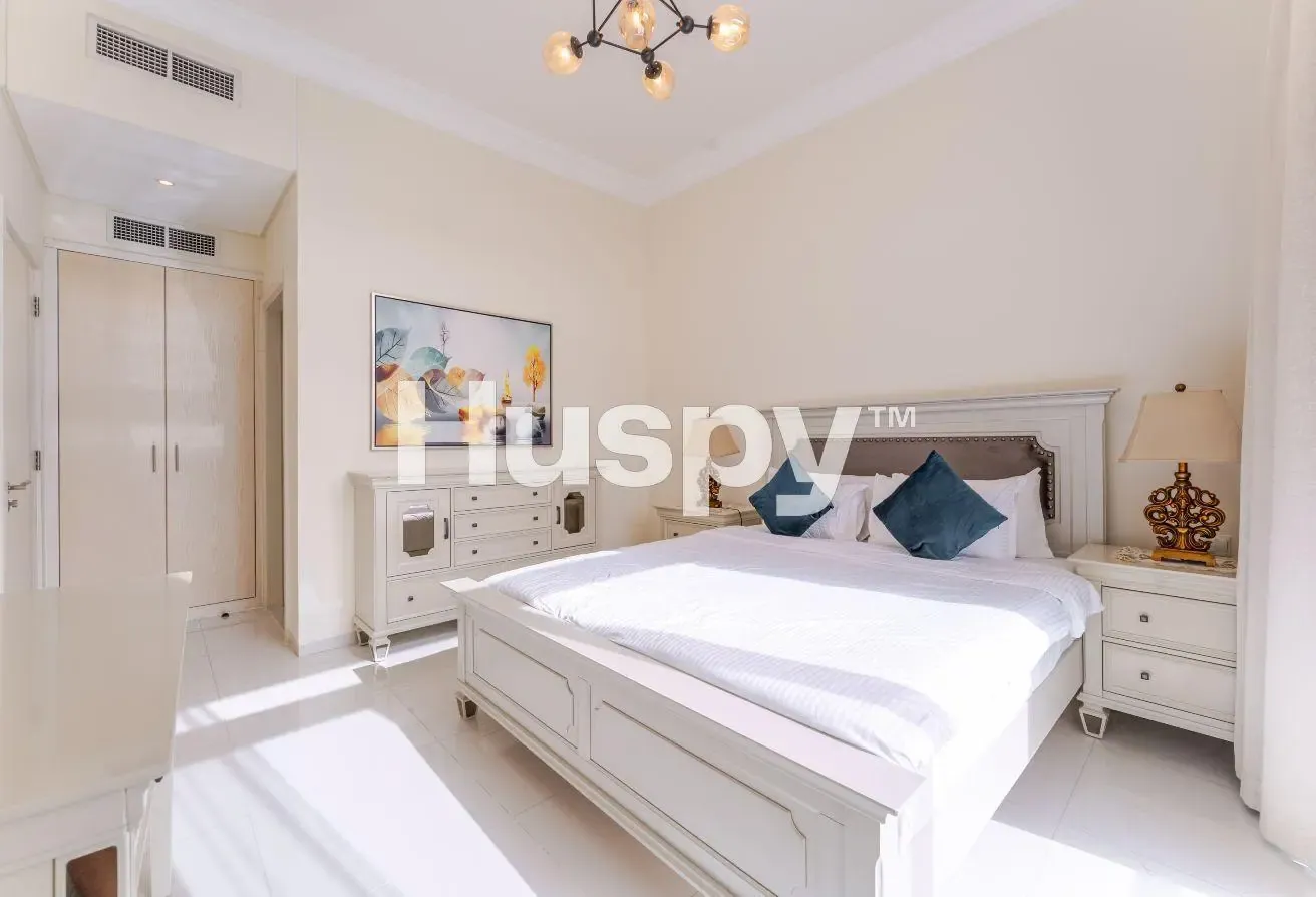 Vacant | Large Layout | Furnished