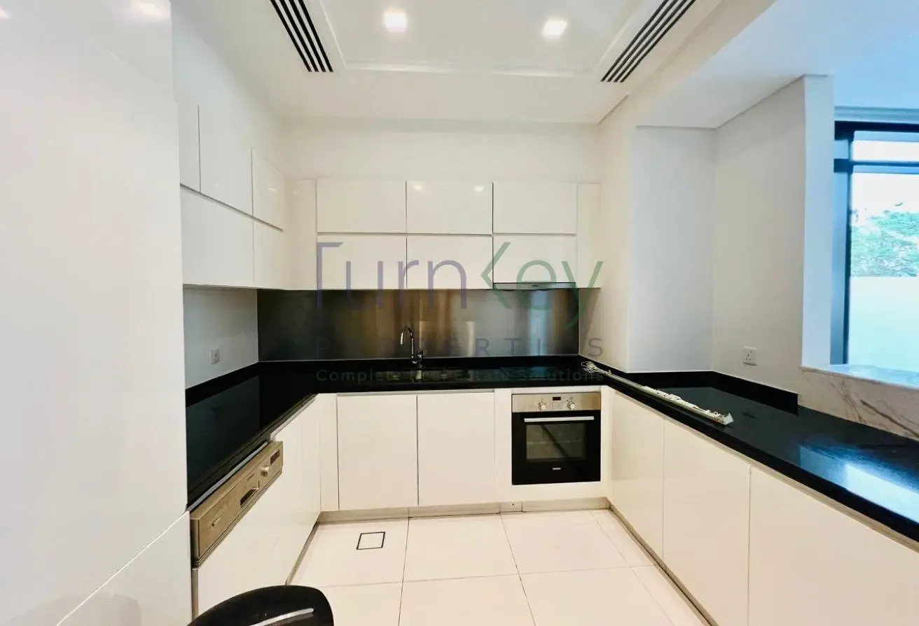 Paramount Furnished | 3BR + Study | Ready to Move