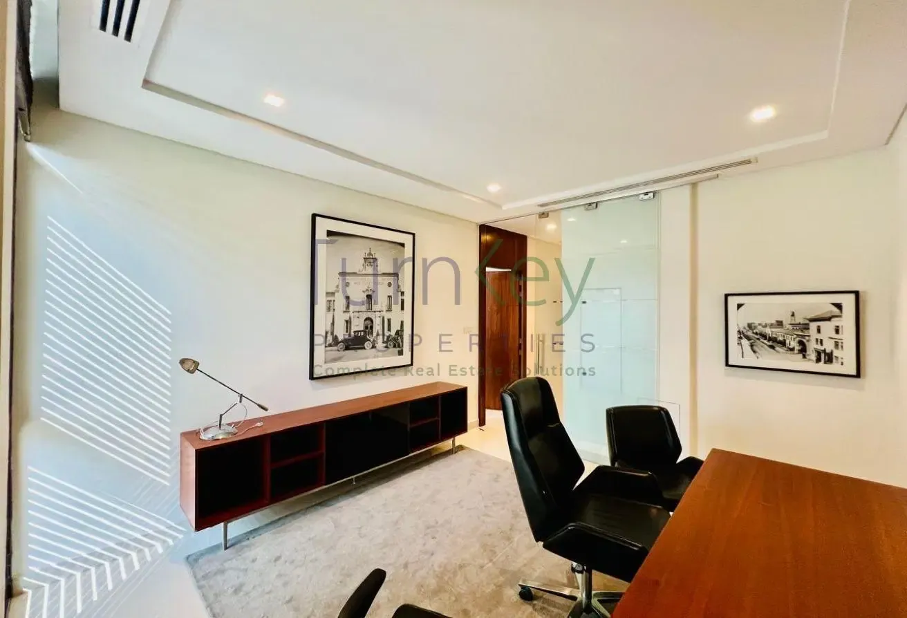 Paramount Furnished | 3BR + Study | Ready to Move