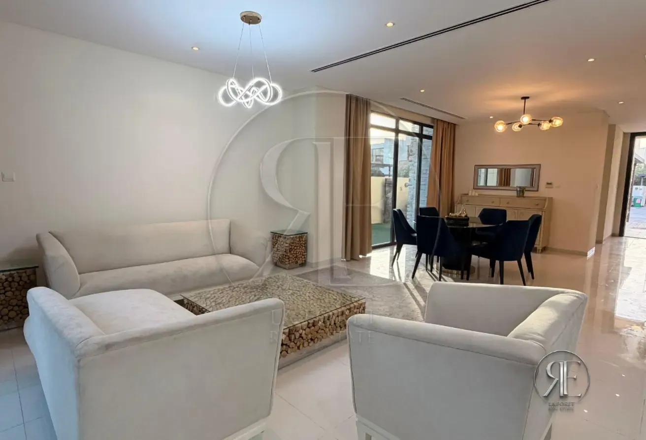 Luxury 3BR | Spacious Layout | FLORA VILLA