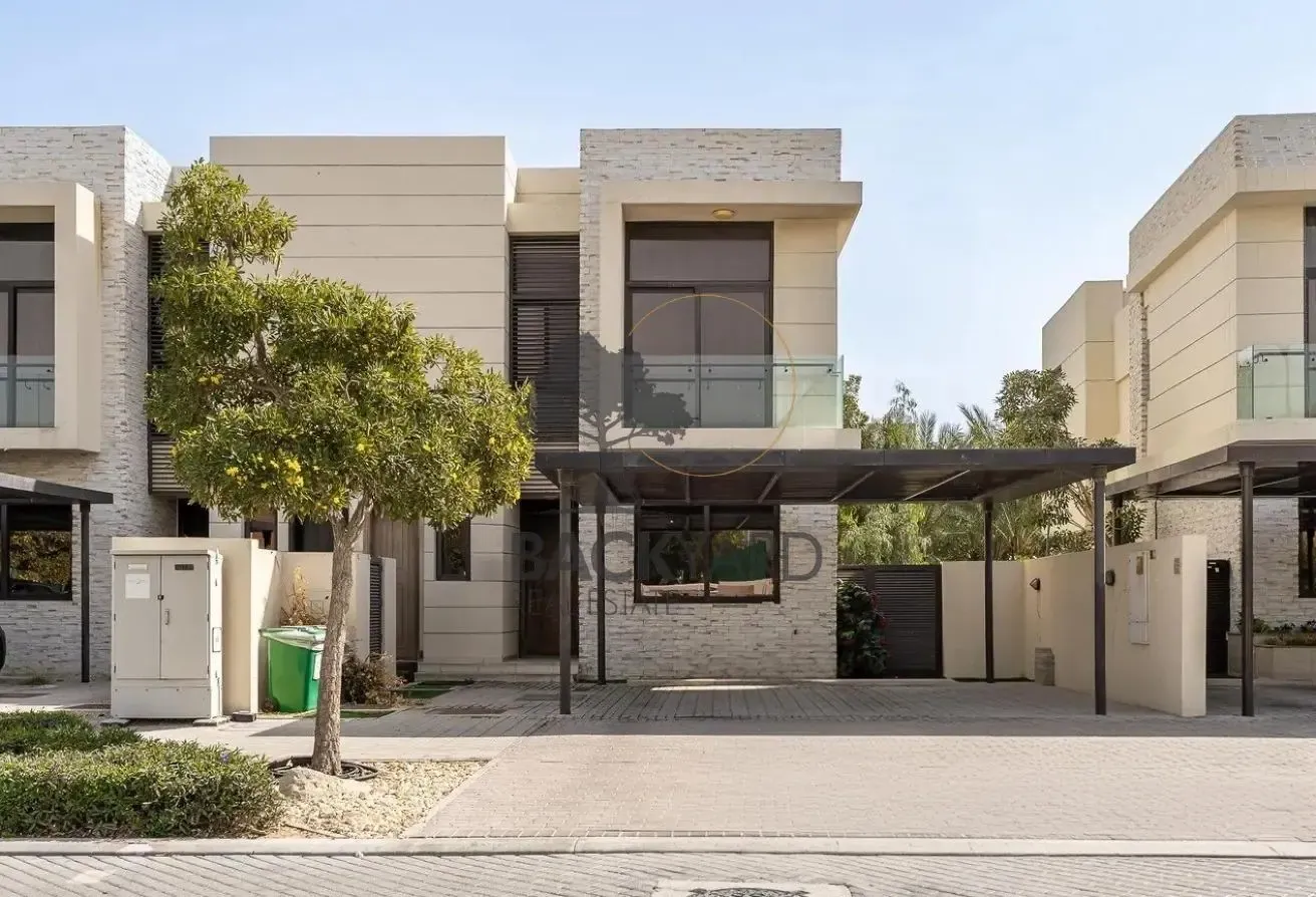 SPACIOUS 3BR VILLA | CLOSED KITCHEN | SINGLE ROW