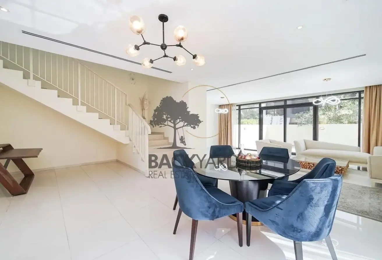 SPACIOUS 3BR VILLA | CLOSED KITCHEN | SINGLE ROW