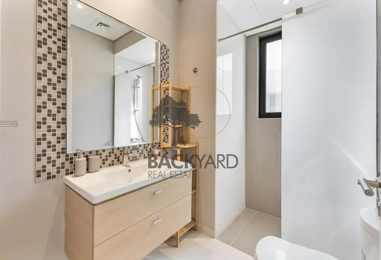 SPACIOUS 3BR VILLA | CLOSED KITCHEN | SINGLE ROW