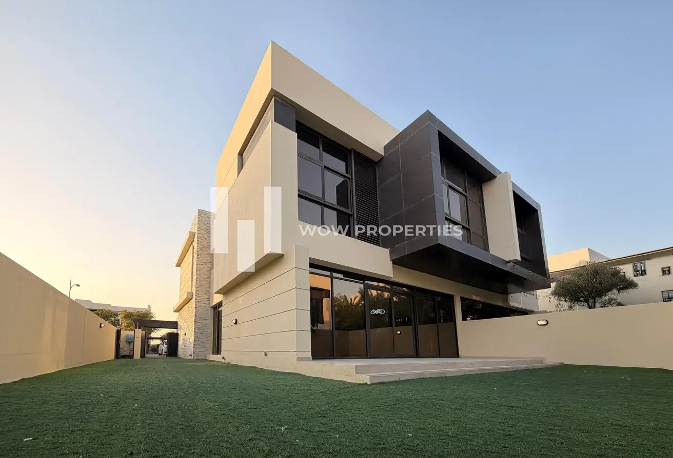 Stunning 3 BR Villa | Fully Furnished | Vacant Now
